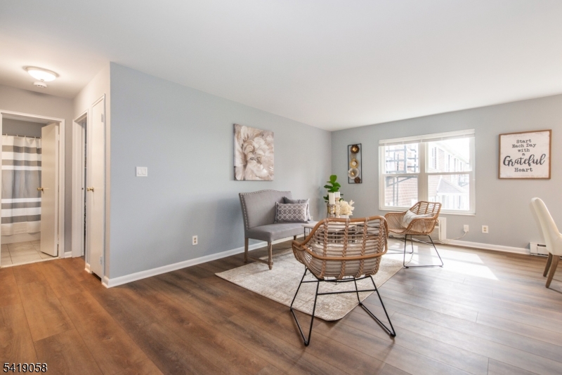 100 Pierson Miller Dr 9