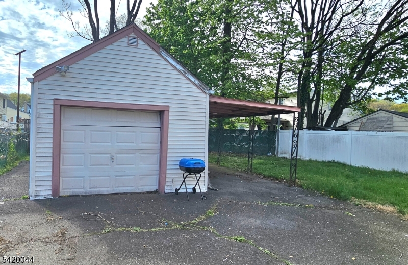 23 Colonial Ave Cv 1