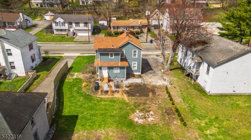 46 E Main St