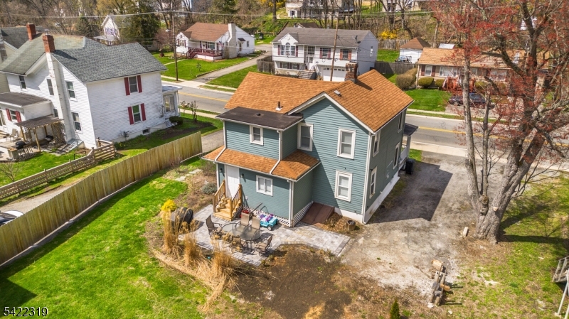 46 E Main St