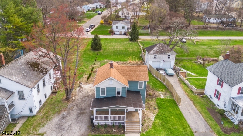 46 E Main St
