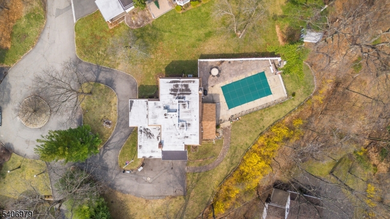 845 Rifle Camp Rd