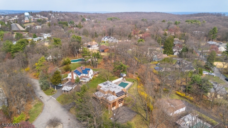 845 Rifle Camp Rd