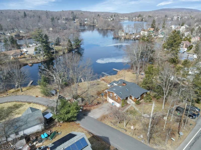 199 Lake Shore Dr