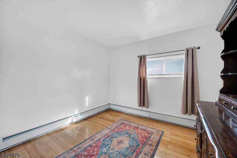 247 Malcolm ave
