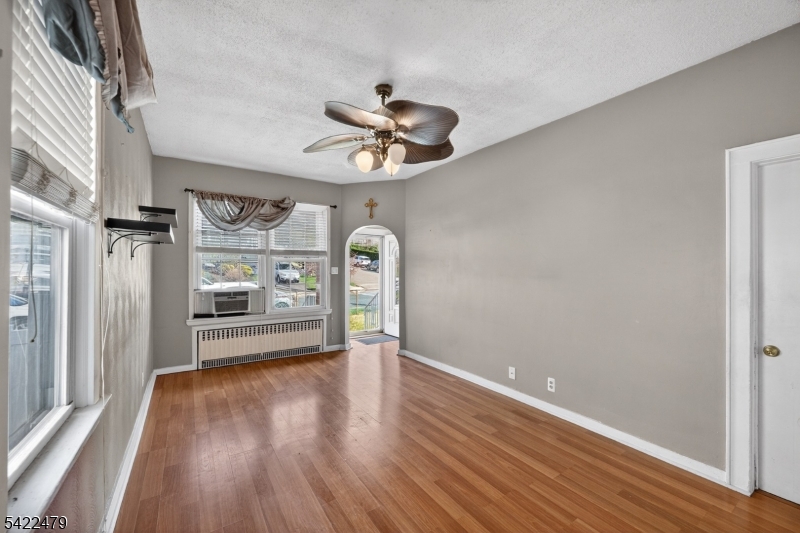 247 Malcolm ave