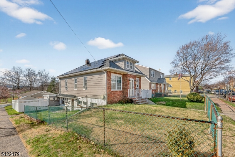 247 Malcolm ave
