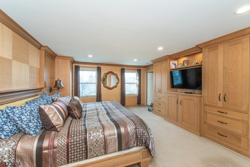 144 Notch Rd