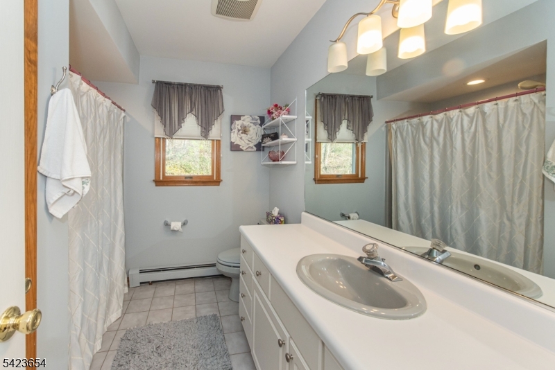 144 Notch Rd
