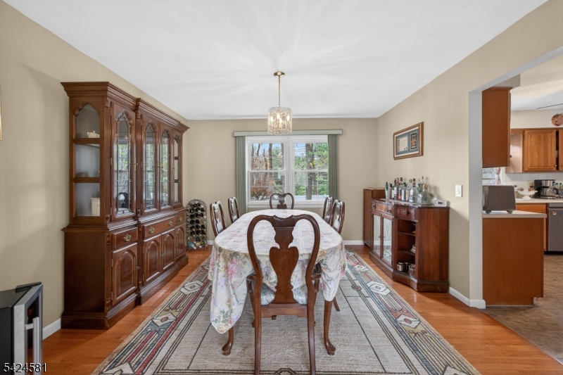 7 Chicopee Dr
