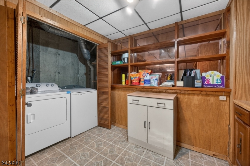 7 Chicopee Dr