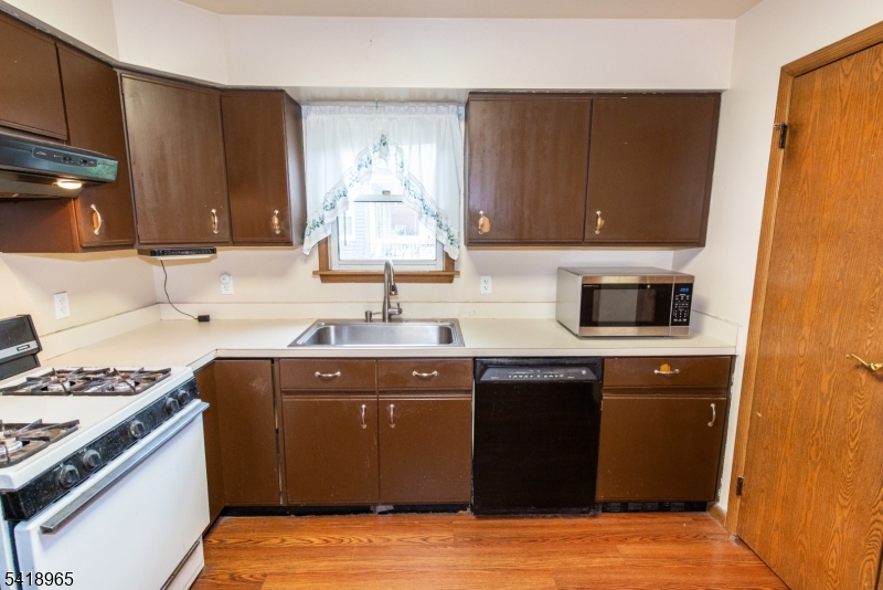 197 Fort Lee Rd