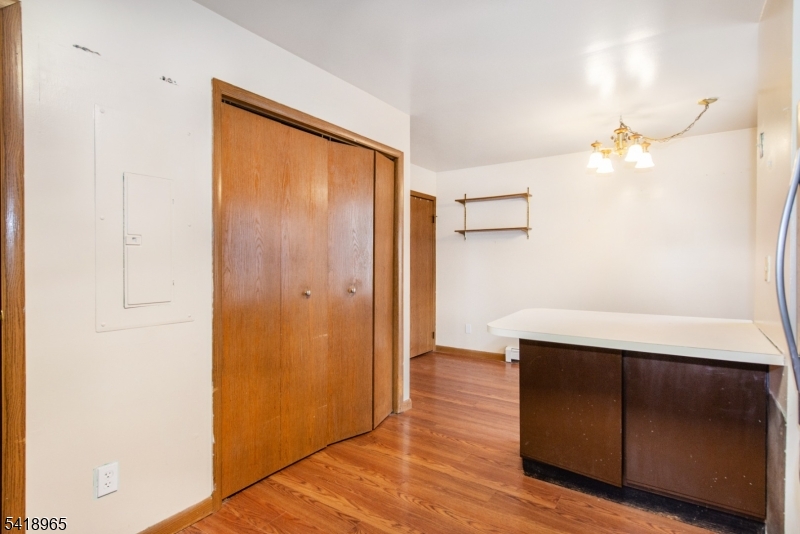 197 Fort Lee Rd