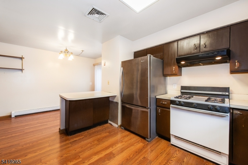 197 Fort Lee Rd
