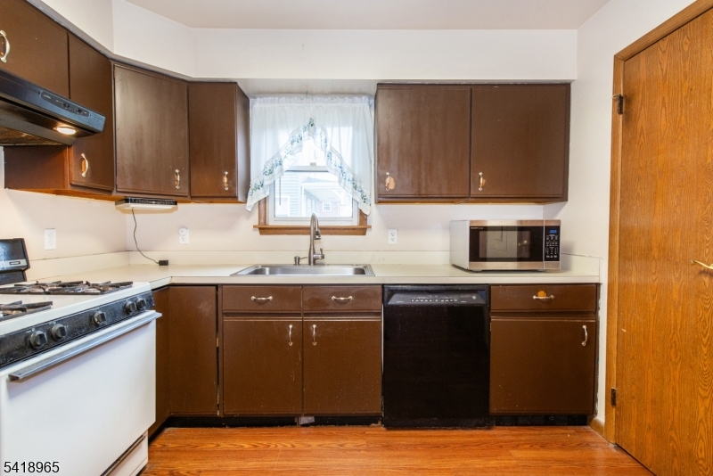 197 Fort Lee Rd
