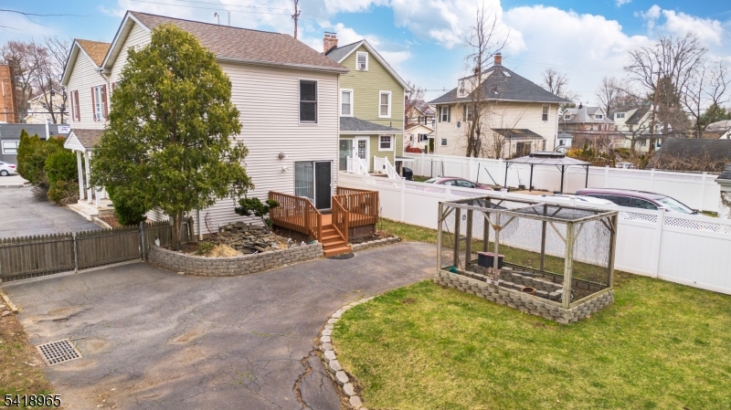 197 Fort Lee Rd