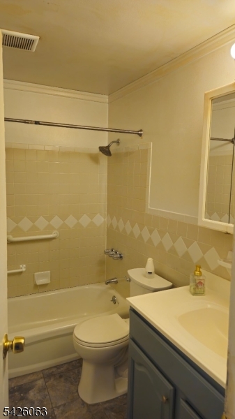 366 Hoover Ave 119