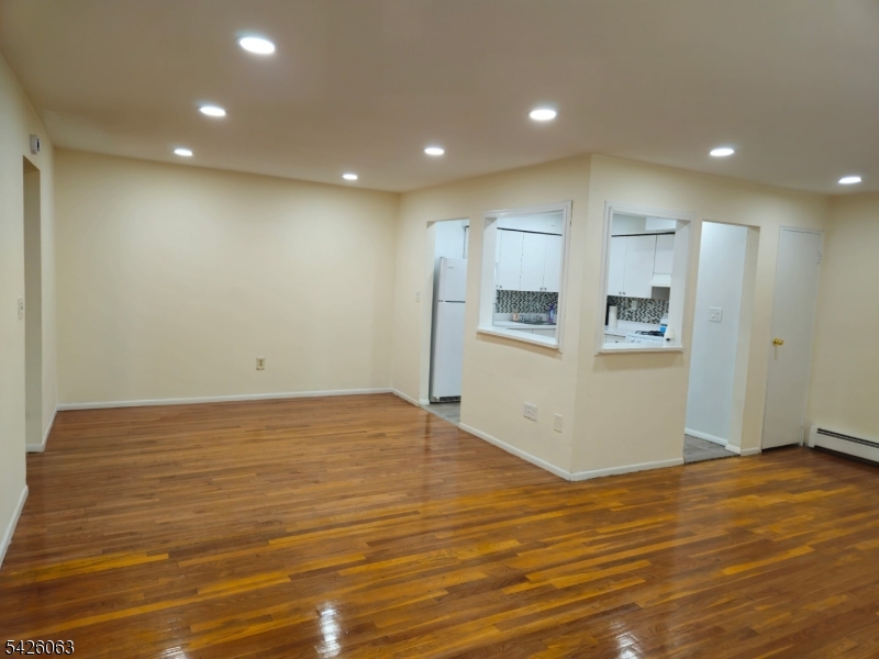 366 Hoover Ave 119