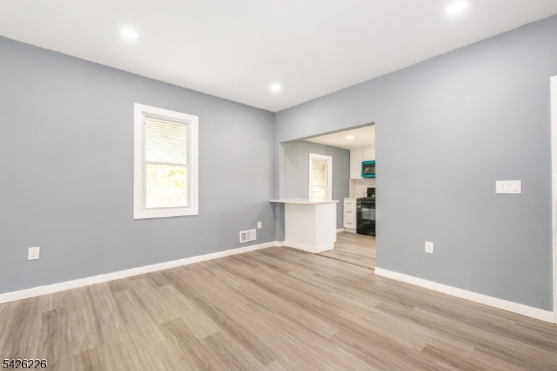 35 Boonton Ave