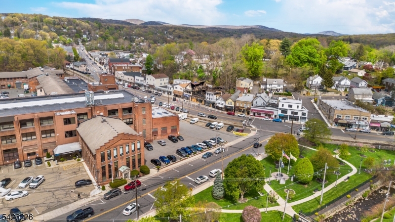 35 Boonton Ave