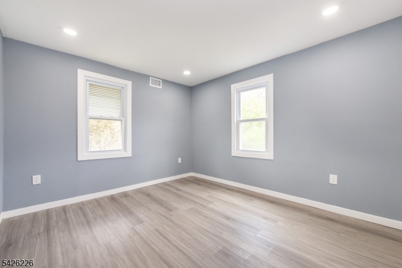 35 Boonton Ave