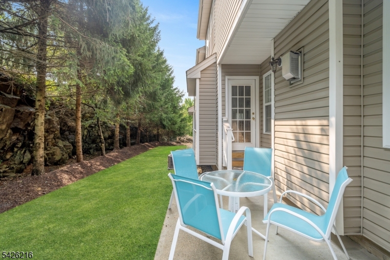 114 Ridge Dr
