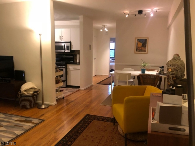 130 Orient Way 2K
