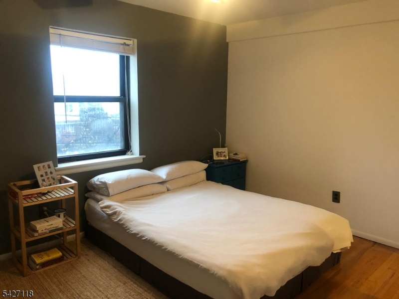 130 Orient Way 2K