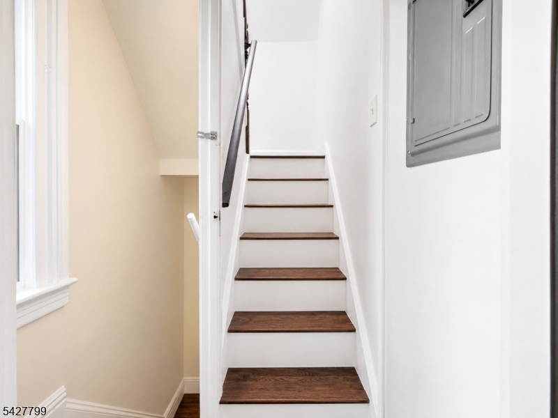 22 Harrison Ave 2
