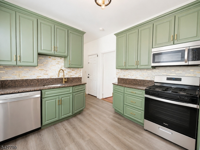 22 Harrison Ave 2