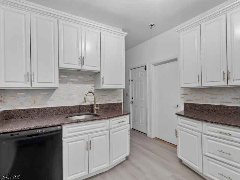 22 Harrison Ave 2