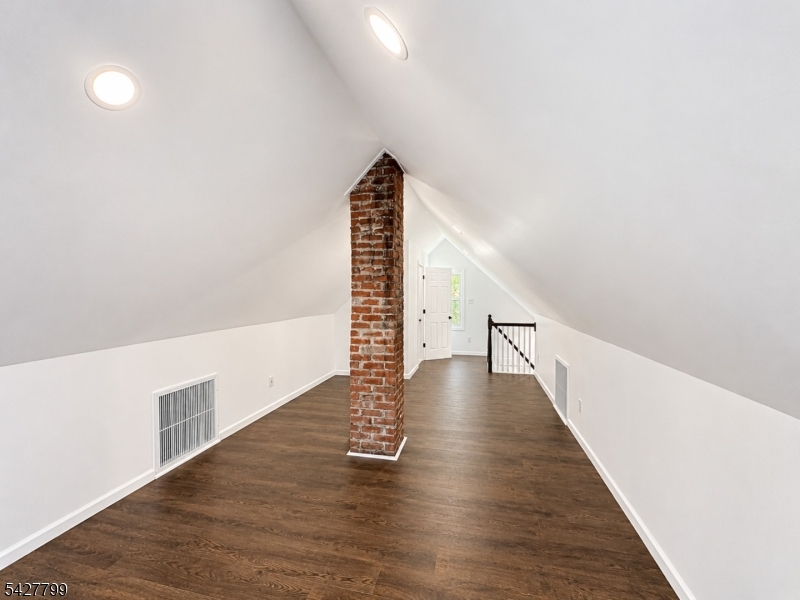 22 Harrison Ave 2