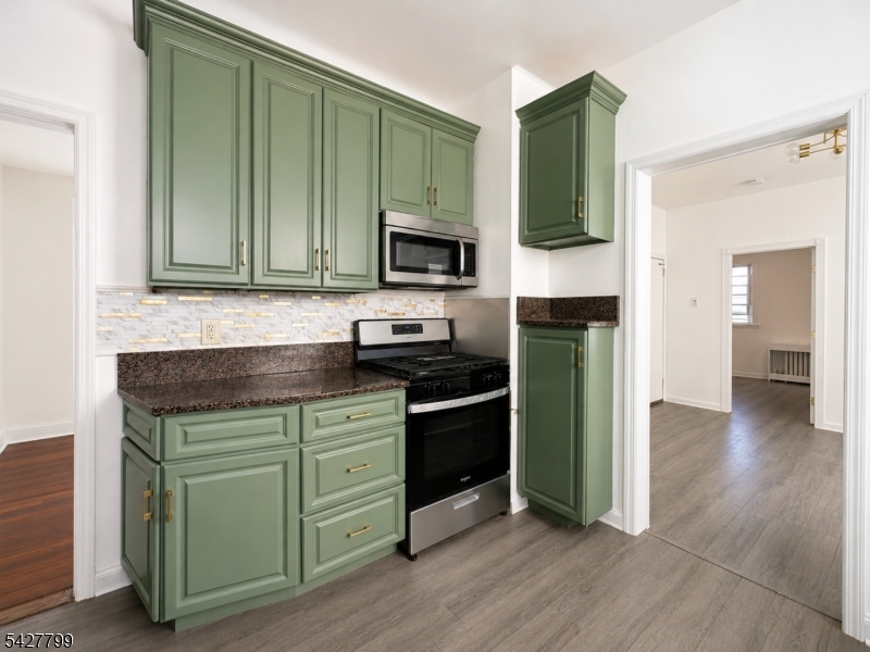 22 Harrison Ave 2
