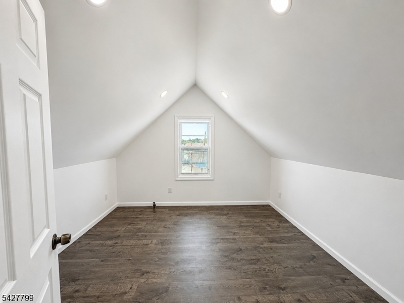 22 Harrison Ave 2