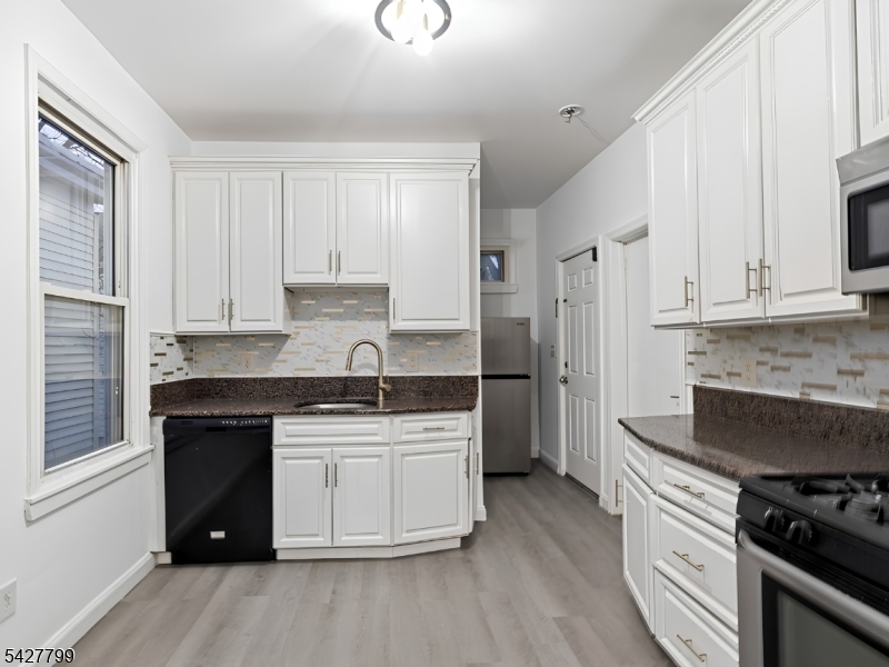 22 Harrison Ave 2