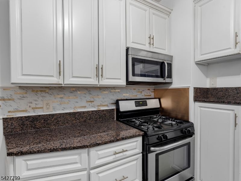 22 Harrison Ave 2