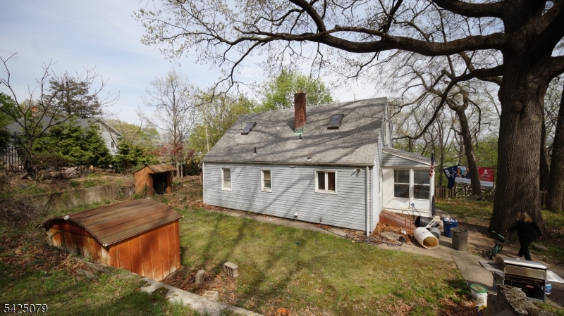 290 Central Ave