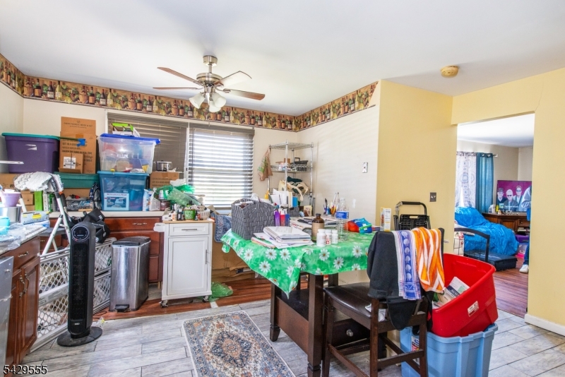 128 Highland Blvd