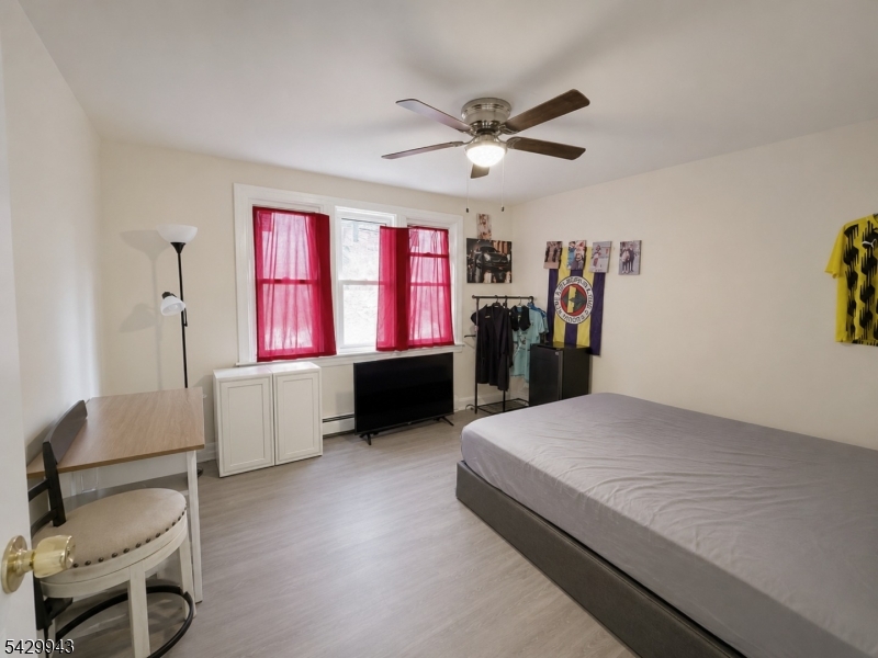 270 Pacific St 3