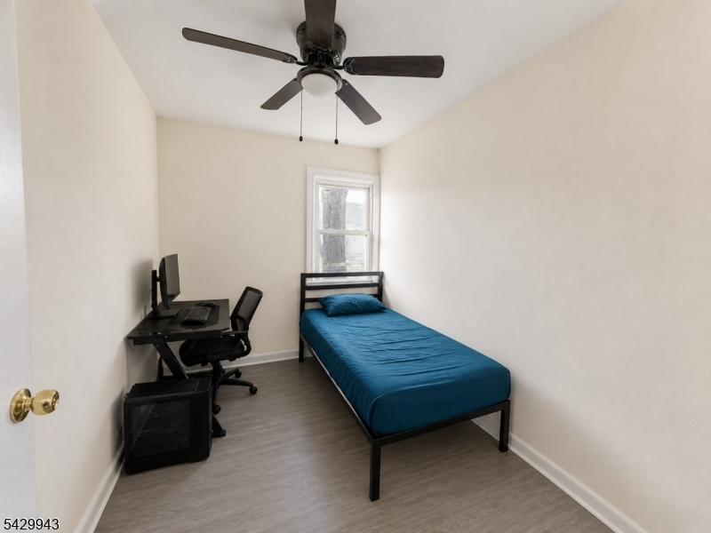 270 Pacific St 3