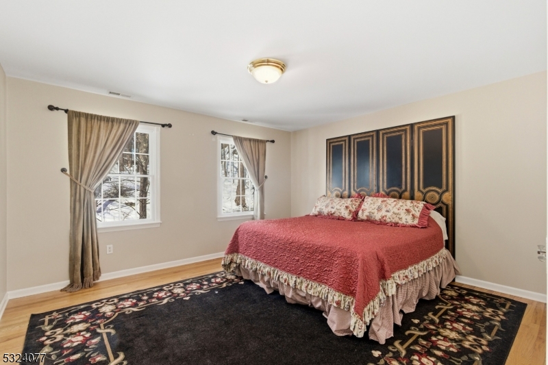 4 Deer Trail Rd