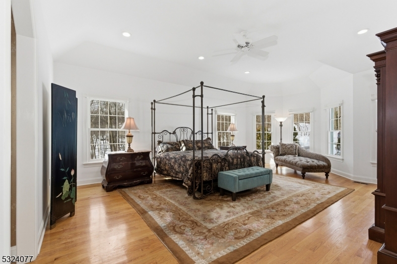 4 Deer Trail Rd