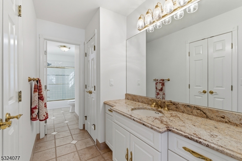 4 Deer Trail Rd