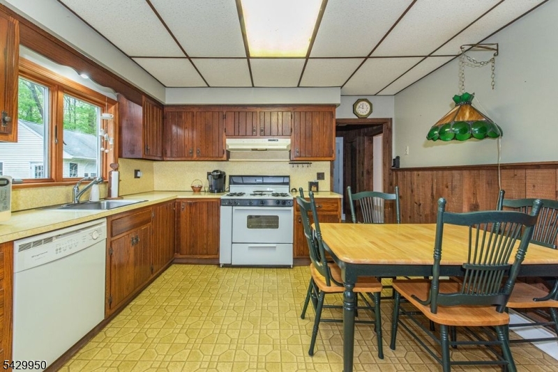 11 Oak Rd