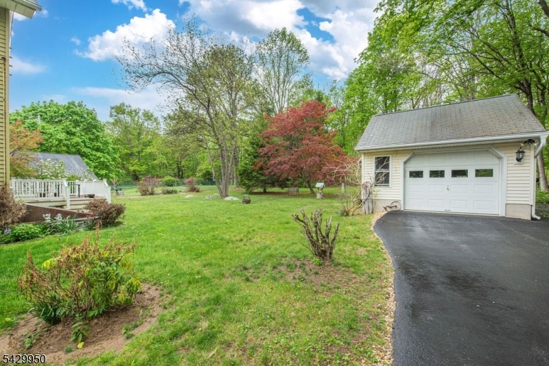 11 Oak Rd