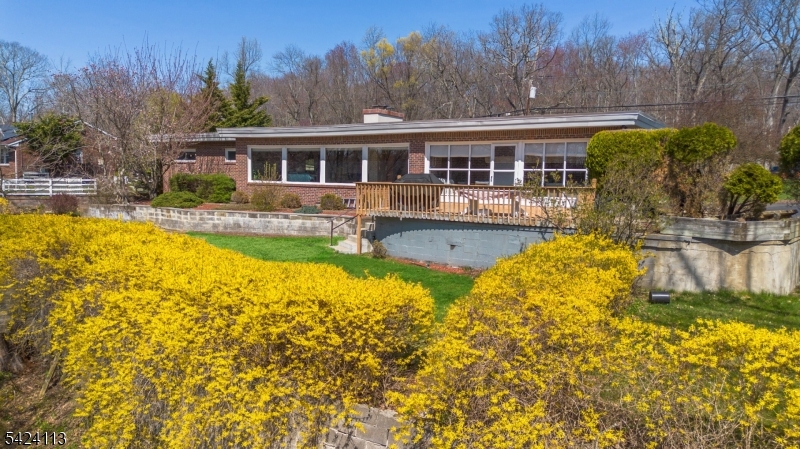 779 Berdan Ave