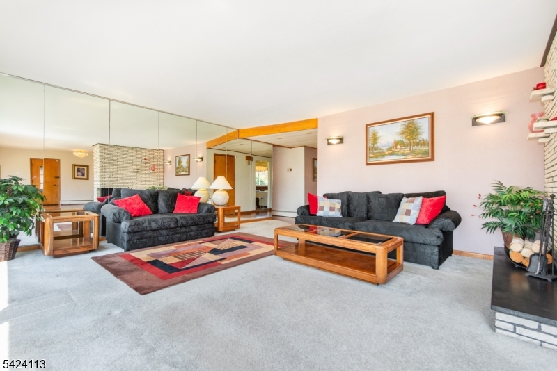 779 Berdan Ave