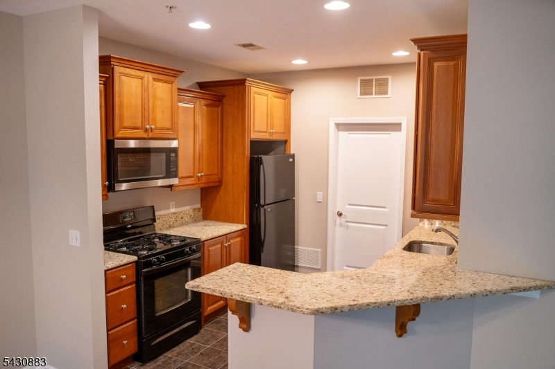 804 River Place