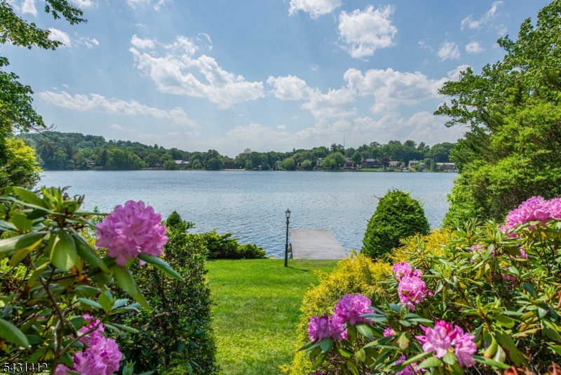 174 Pines Lake Dr E