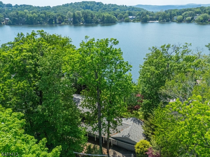 174 Pines Lake Dr E